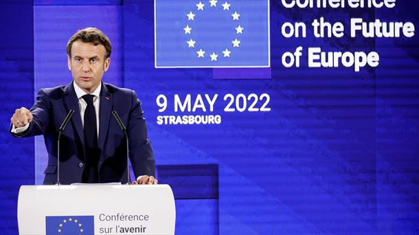 Emmanuel Macron Frantziako presidentea Europako Parlamentuan izan da astelehen honetan, Estrasburgon