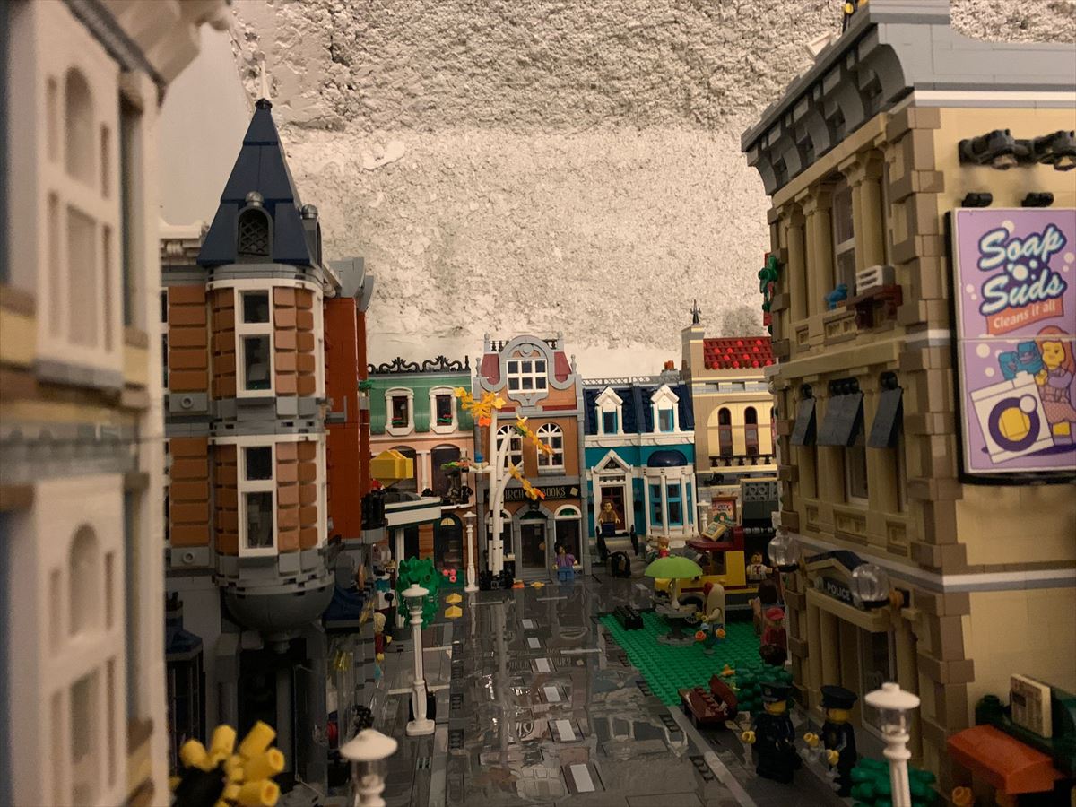 LEGO hiria