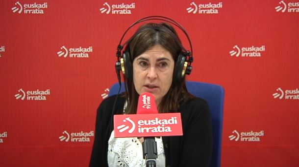 Miren Gorrotxategi, entrevisatda en Radio Euskadi