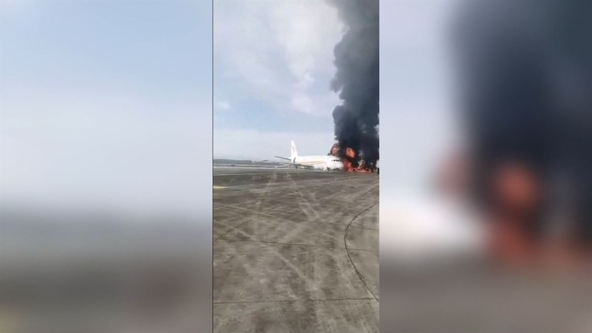 El avión accidentado. Imagen obtenida de un vídeo de Agencias.