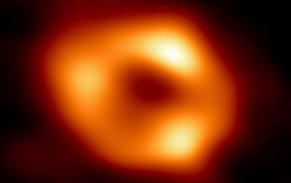 Histórica imagen del agujero negro Sagitario A*. Foto: Telescopio Horizonte de Sucesos