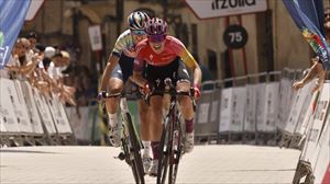 Van Vleuten y Vollering, las grandes favoritas para llevarse la Itzulia Women que comienza hoy