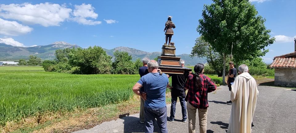 4.-Bendición de campos en Eguilaz-Egilatz (Donemiliaga-San Millán)