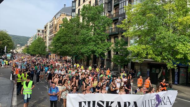 Manifestación a favor del euskera en San Sebastián