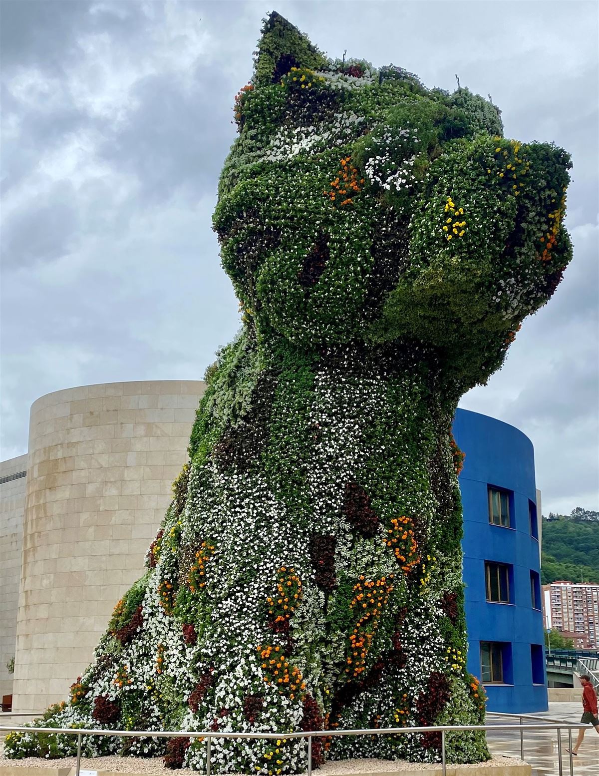 Puppy eskulturaren itxura berria. Argazkia: Guggenheim Museoa.