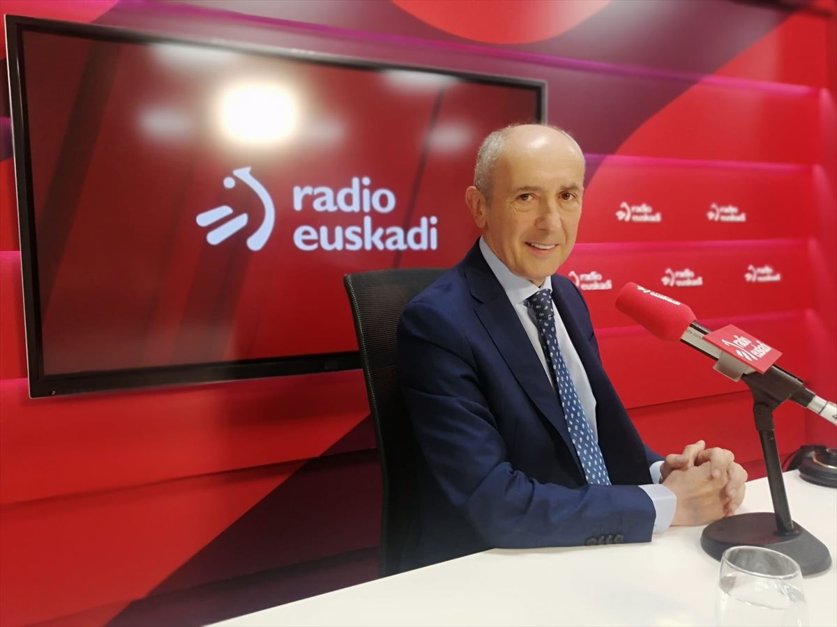 Josu Erkoreka, entrevistado en Radio Euskadi.