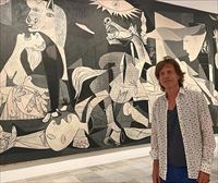 'Guernica' margolanari argazkiak egitea baimendu du Reina Sofia museoak