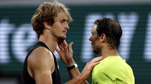 Nadal Roland Garroseko finalera sailkatu da, Zverevek min hartu ostean, eta Ruud izango du aurkari