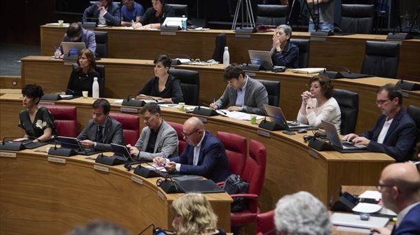 Debate sobre la intervención política en la vivienda y en los precios de la luz y el gas