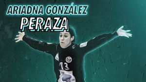 La portera Ariadna González renueva con el Zuazo