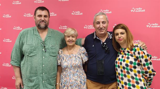 Julio Gómez, Clara Polo, Iñaki Nieves y Estíbaliz Saldaña