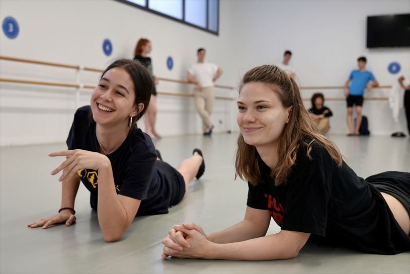 Mikele Arizkorreta (Saioa) eta Nerea Elizalde (Garazi)