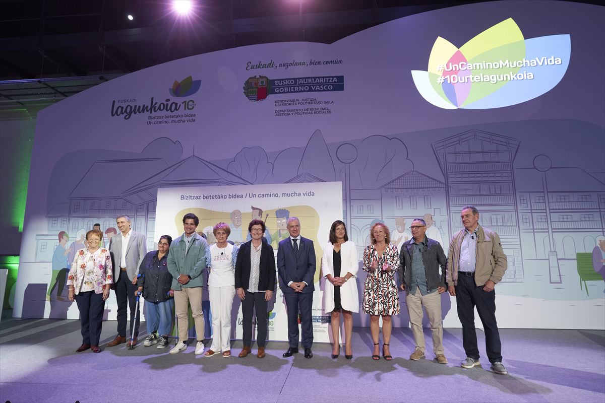 Acto de celebración del aniversario del programa Euskadi Lagunkoia