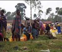 Miles de congoleños huyen de la guerra del norte del país hacia la frontera con Ruanda