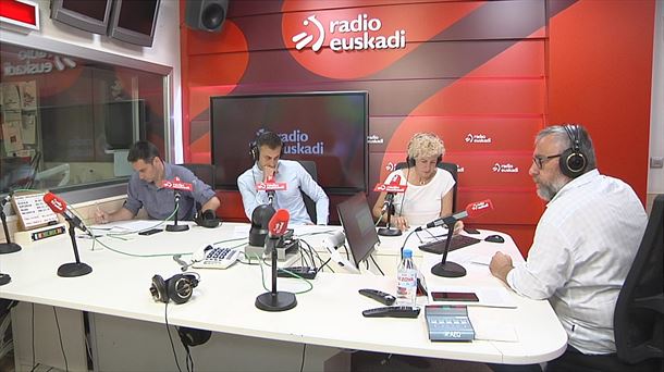 Iker Casanova (EHBildu), Ekain Rico (PSE-EE), Isa González (Elkarrekin Podemos-IU)