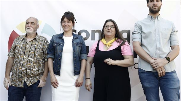 La coordinadora de la formación morada, Begoña Alfaro (izq). Foto: EFE