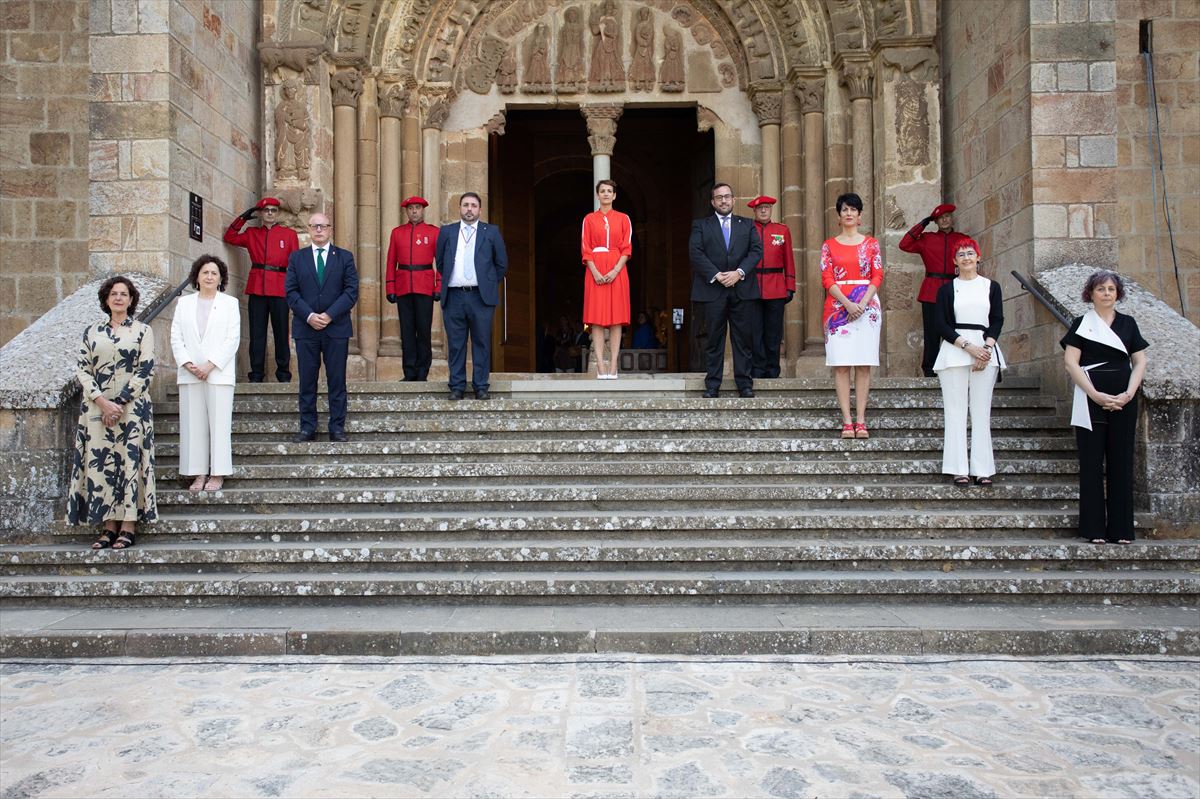 La Presidenta Chivite ha presidido la ceremonia de homenaje. Foto: Gobierno de Navarra