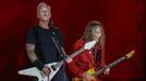 Metallica taldeak kontzertu indartsua eskaini du bart Bilboko San Mames estadioan