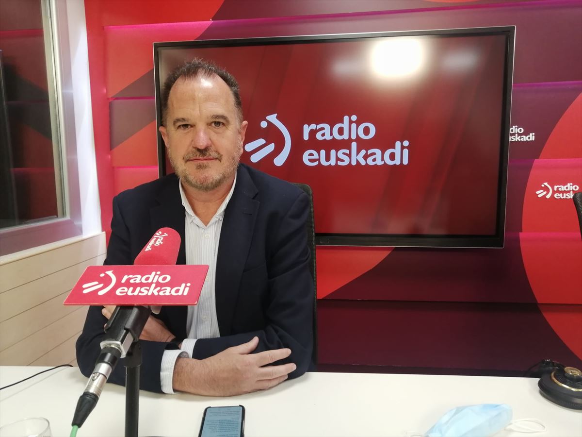 Carlos Iturgaiz Euskadiko PPko presidentea Radio Euskadin