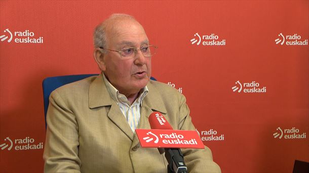 José Antonio Ardanza, entrevistado en Radio Euskadi. Foto: EITB Media