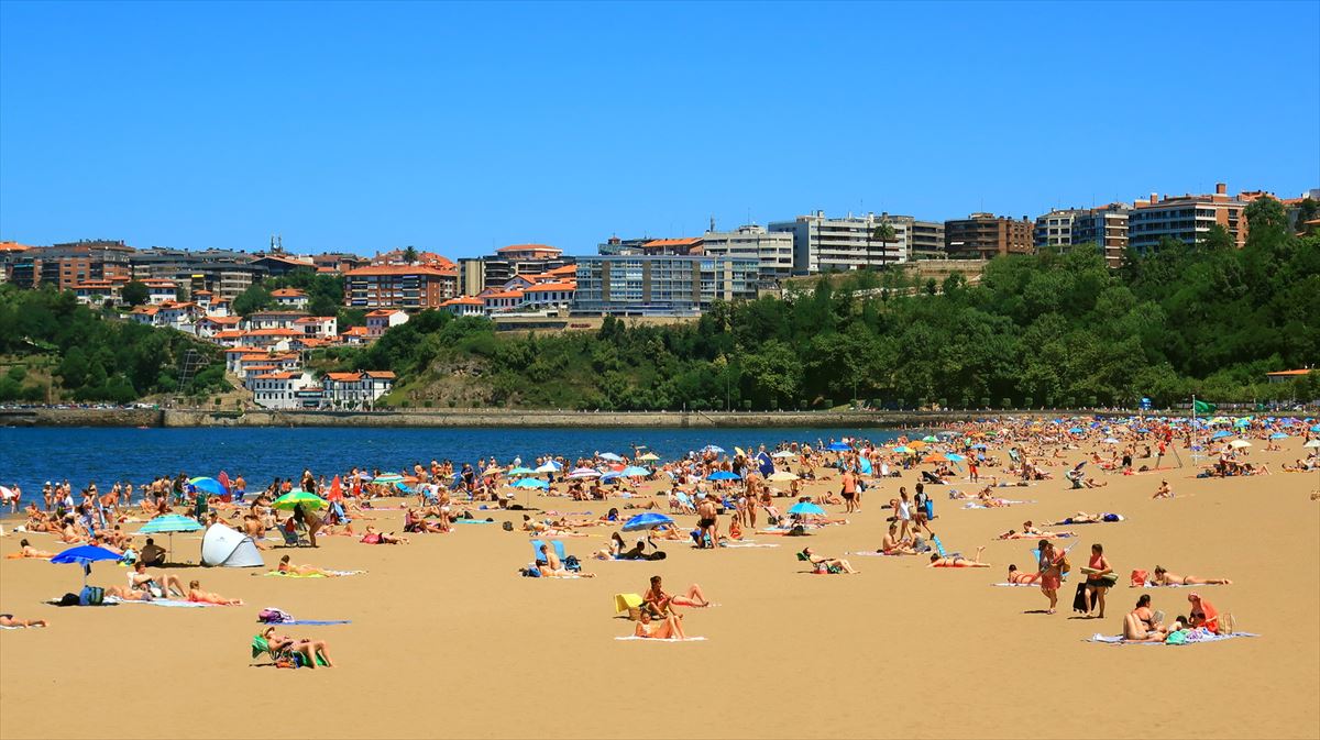 Ereaga hondartza, larunbatean. Argazkia: Marcos Ferrer