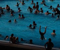 Barcelona declarará las piscinas municipales refugios climáticos para que abran en verano