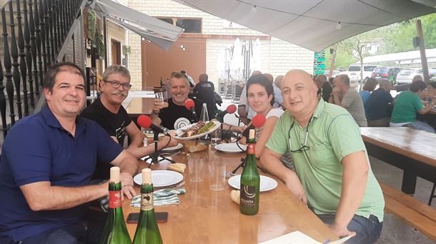 Tertulia con Euskal Sagardoa desde Altzueta Sagardotegia en Hernani