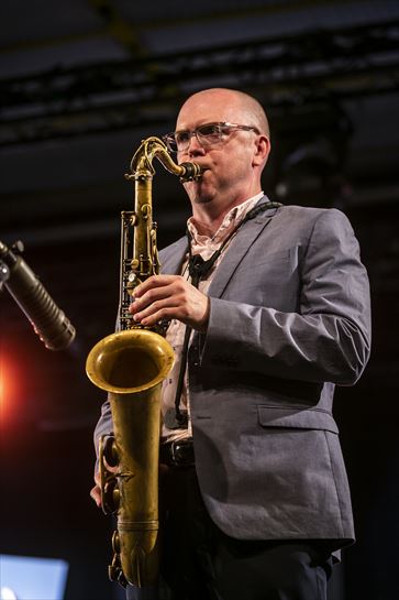 MICHAEL TUCKER CON ARTURO SANDOVAL