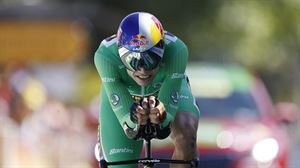 Wout van Aertek bere hirugarren garaipena lortu du, Tourreko bigarren erlojupekoa bereganatuta