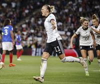 Alexandra Popp mete a Alemania en la final de la Eurocopa (2-1)