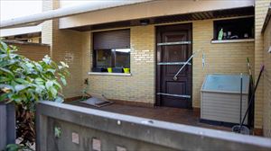 Gutxienez bi pertsona atxilotu dituzte droga trafikoaren aurkako operazio batean Araban eta Errioxan