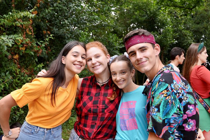 Mikele Arizkorreta (Saioa), Nerea Elizalde (Garazi), Lorea Intxausti (June) eta Kimetz Etxabe (Gontzal)