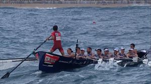 Urdaibai se hace con la primera jornada revuelta de Zarautz