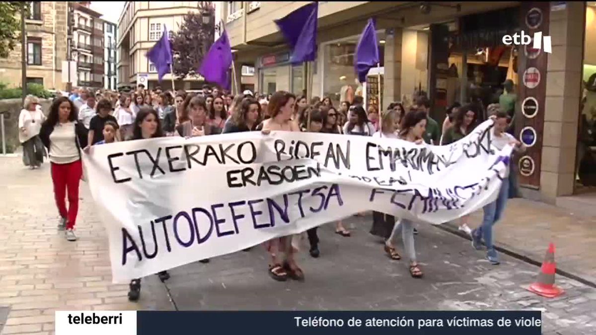 Una manifestación feminista. Una foto sacada de un vídeo de EITB Media.