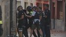 Detenido tras atrincherarse durante horas con un hacha en su casa de Vitoria-Gasteiz