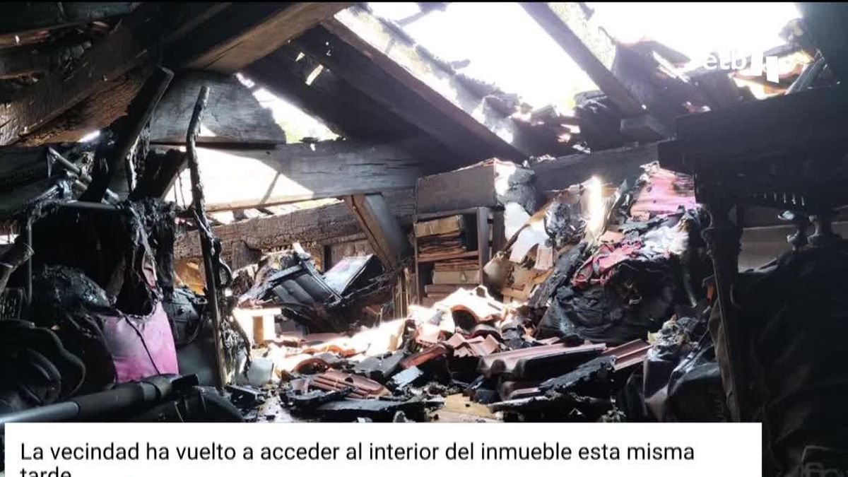 Vivienda quemada en el Arenal de Bilbao.