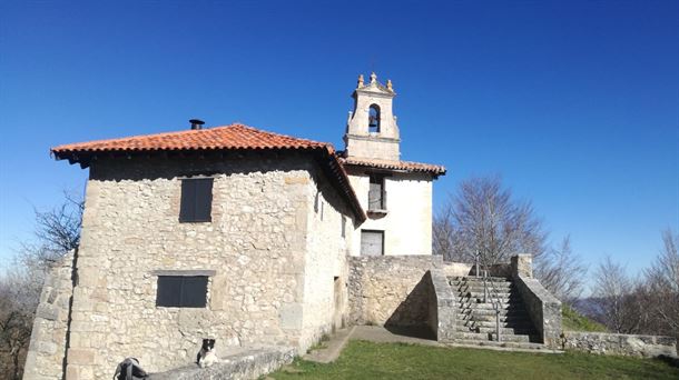 San Vítor de Gauna, a los pies del Itxogana