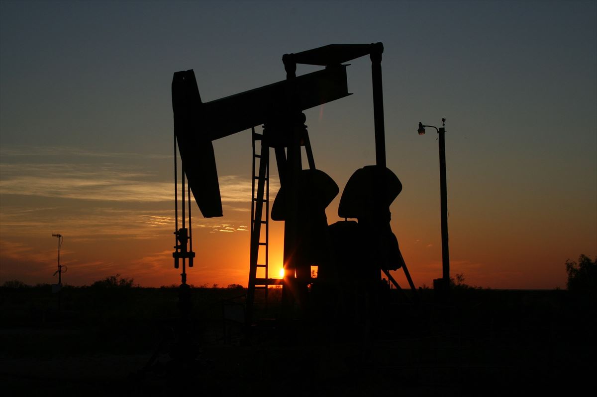 Plataforma petrolífera. Foto: Pxhere