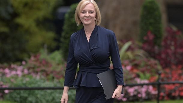 La nueva primera ministra británica, en su llegada a Downing Street. Foto: EFE