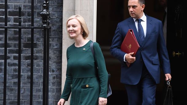 Truss, a su salida del número 10 de Downing Street. 