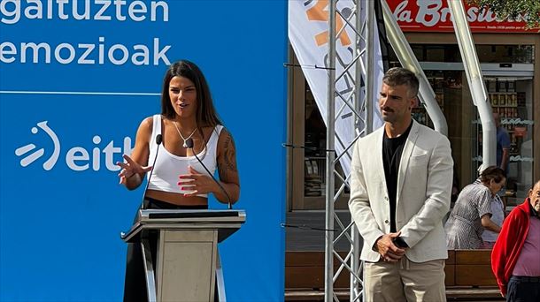 Lur Errekondo eta Iñigo Vicens,  