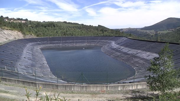 Deposito de agua. Imagen obtenida de un vídeo de EITB Media.