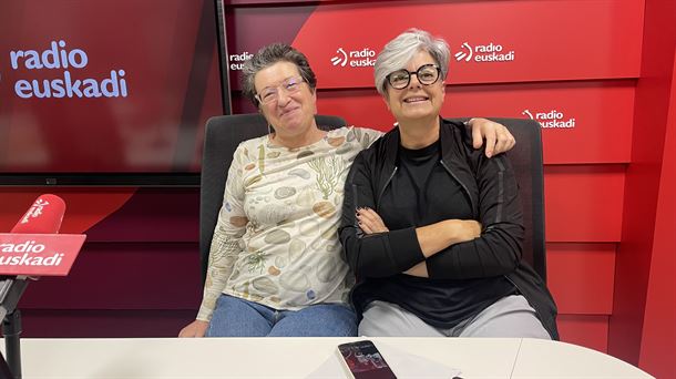 Almudena Cacho y Laura Freixas                                                                      