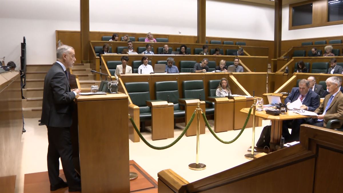 Iñigo Urkullu en el Parlamento Vasco. Imagen: EITB Media