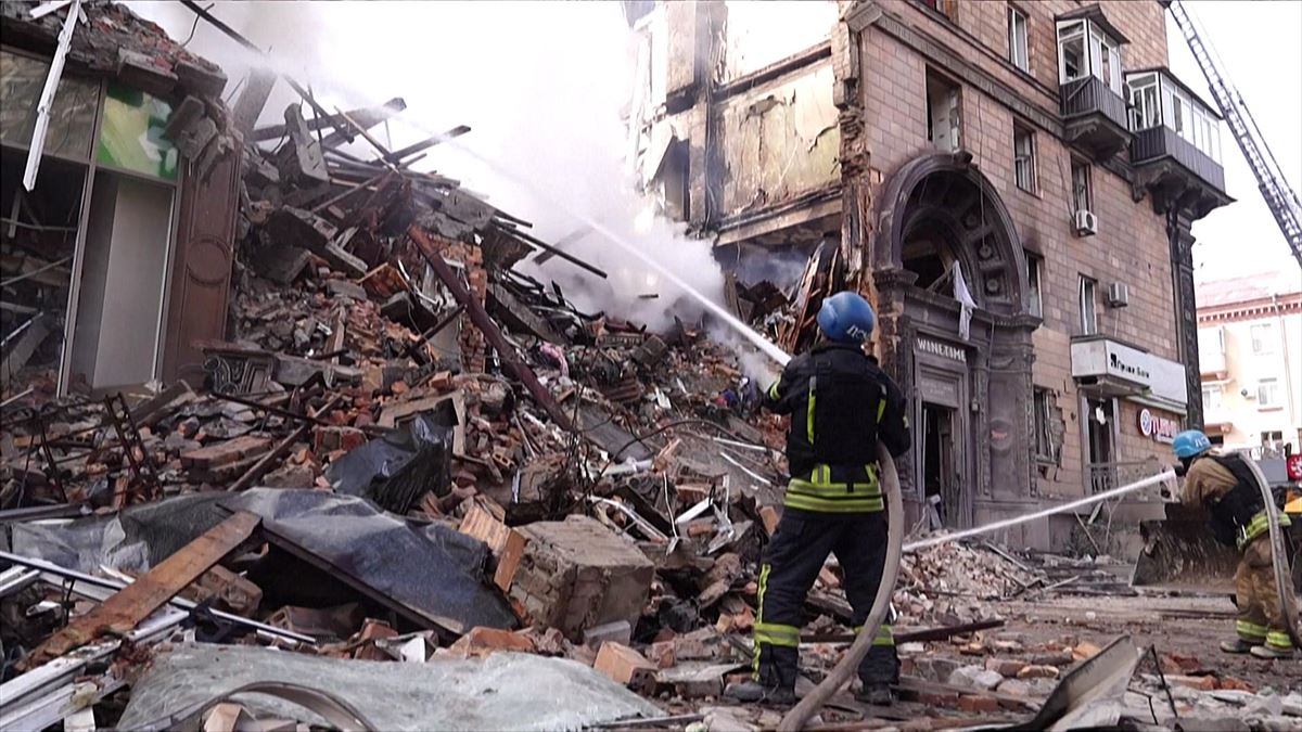 Ciudad de Zaporiyia tras un bombardeo. Foto: Reuters