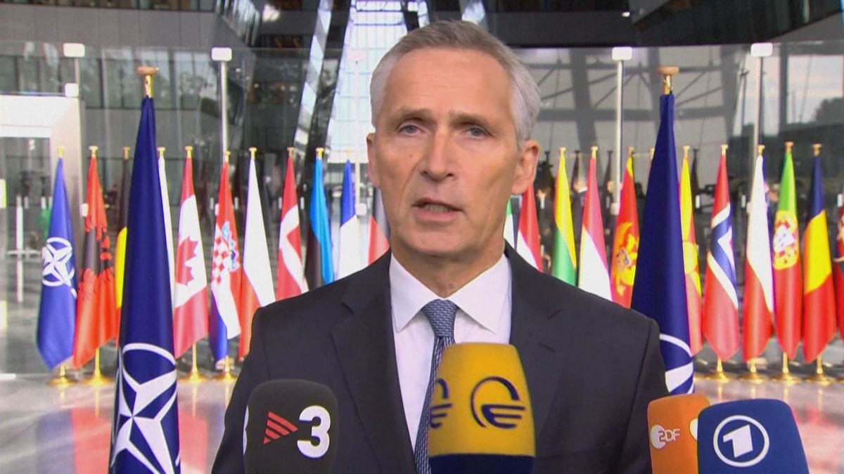 NATOko Defentsa ministroak Bruselan daude, batzartuta