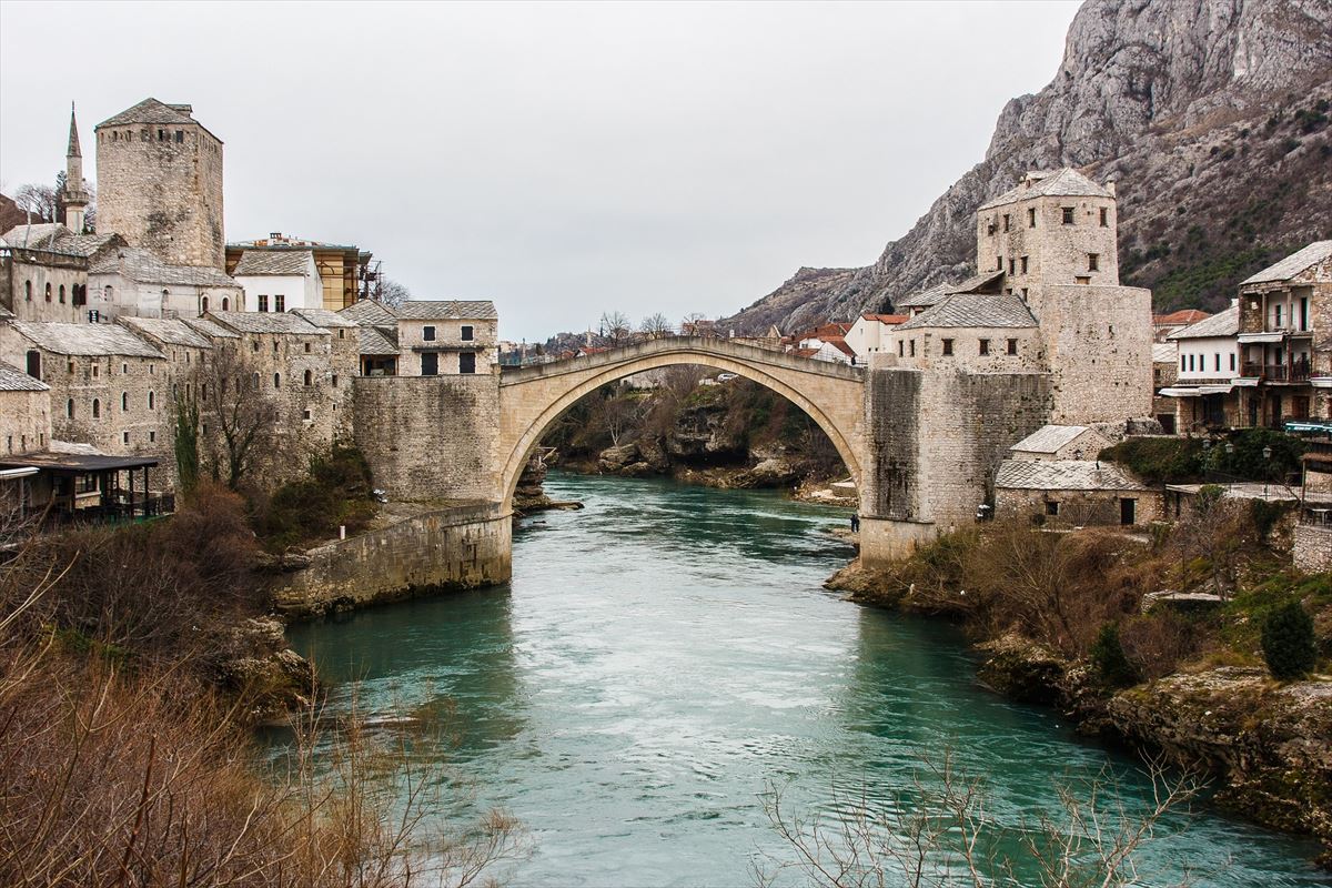 Puente de Mostar, monumento histórico de Bosnia Herzegovina 