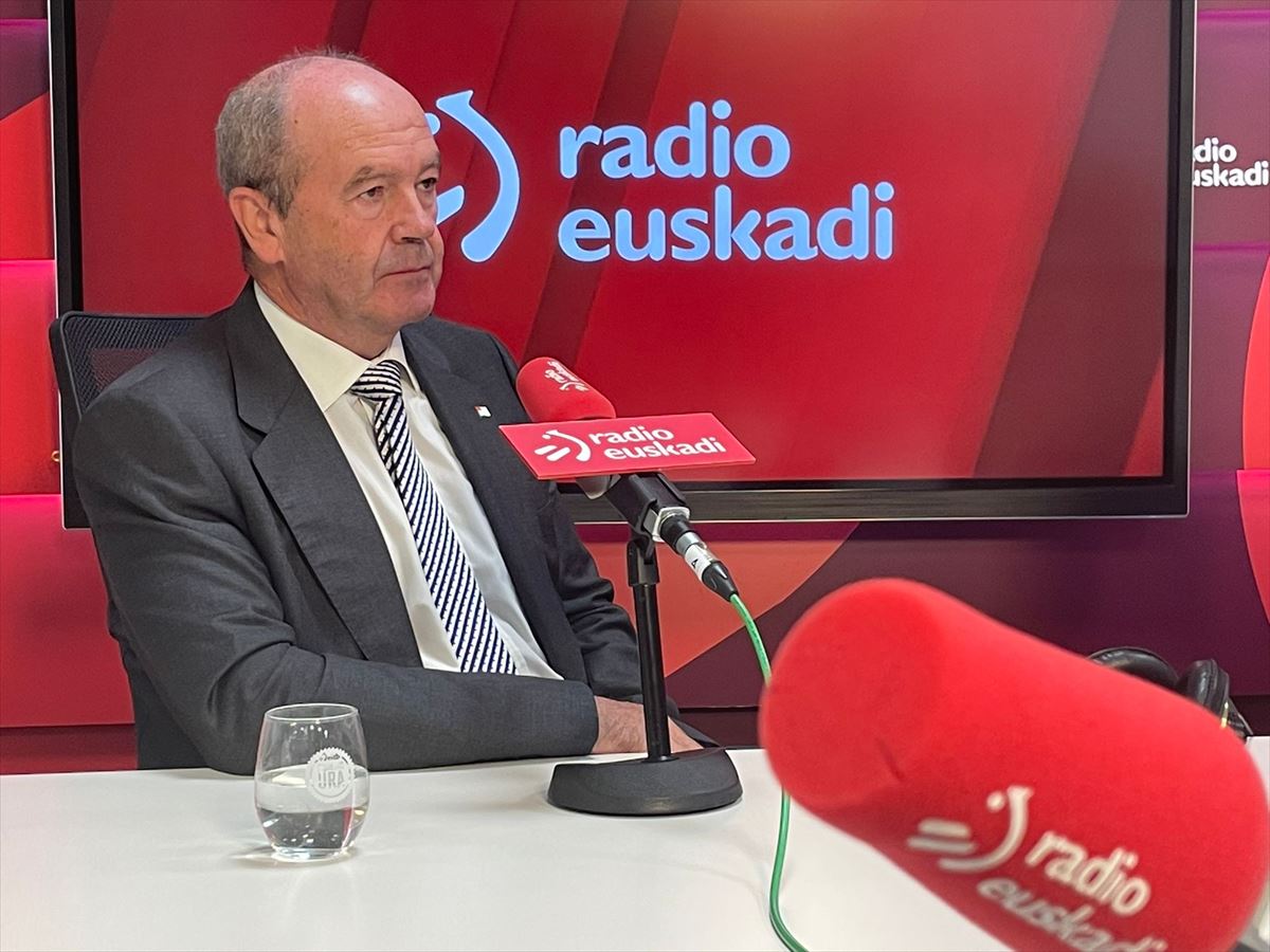 Ricardo Barkala Bilboko Portu Agintaritzako presidentea Radio Euskadin (artxiboko argazkia)