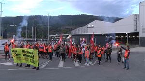 La plantilla de Amazon en el Valle de Trápaga comienza los paros que se prolongarán hasta el día 20 de abril