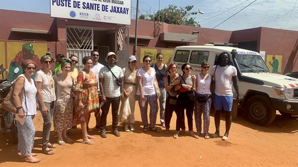 Mbaye Gil junto al equipo de sanitarios con el que ha viajado a Senegal | Foto: ONG Sunu Gaal